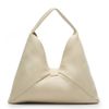 bolsa-m|s-hobo-em-couro-macio-off-white-com-fecho-dourado-3